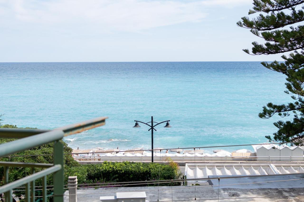 ボルディゲーラCasa Fedra - Pet Friendly - Sea Viewアパートメント エクステリア 写真